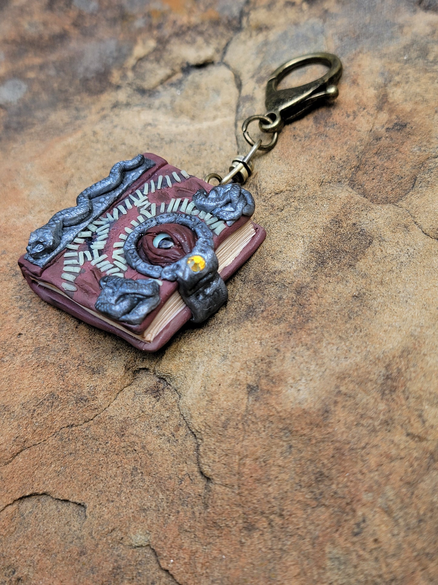 Booooooooookk! Charm