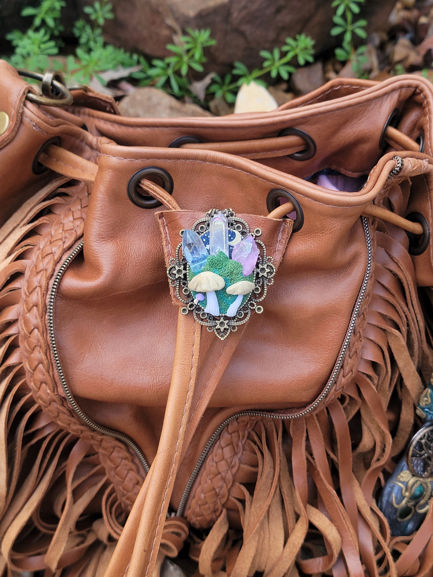Convertible Pendant & Bag Bolo- Crystal Mushrooms