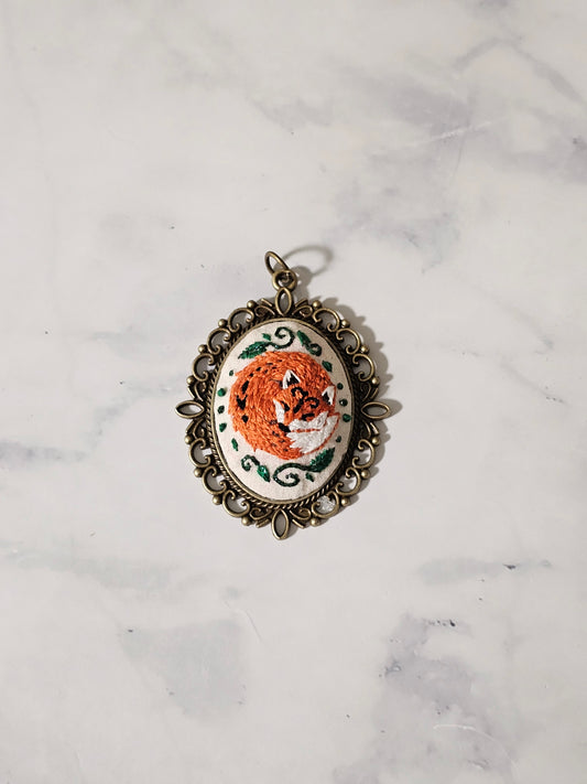 Little Fox Convertible Pendant & Bolo