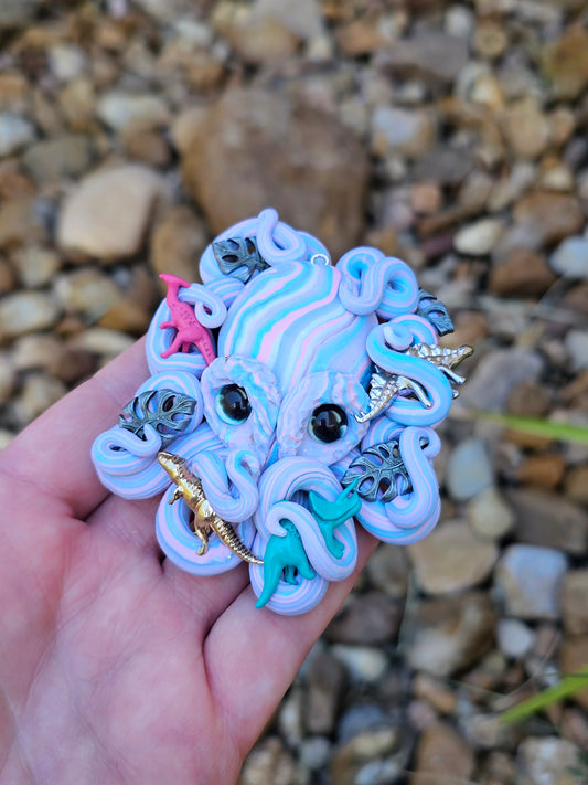 Neeta Medium Octopus Charm