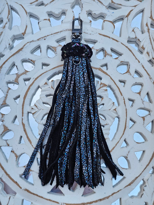 Crackle Black Leather Tassel