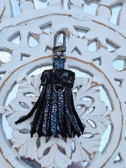 Black Crackle Leather Small Tassel