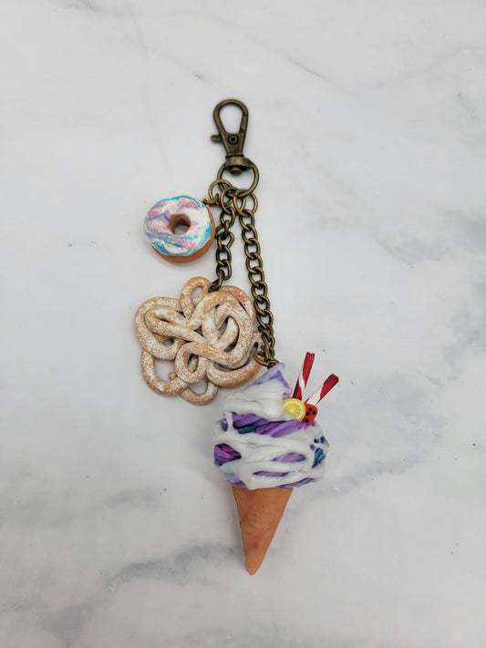 Funnel Cake Ice-cream Cone Mix Charm