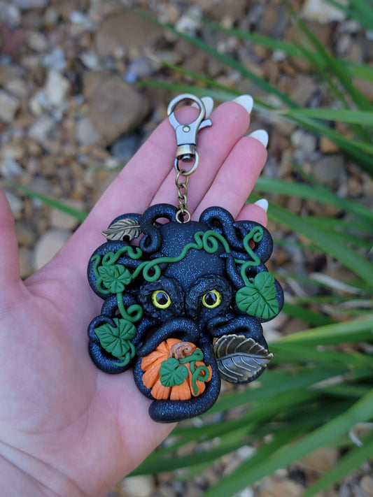 Maven Medium Octopus Charm