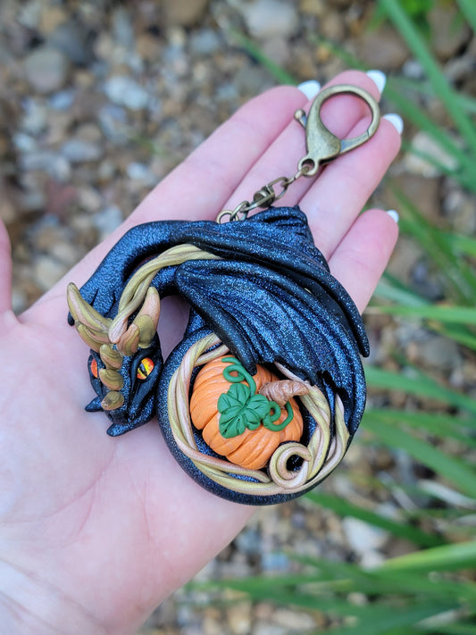 Dante Small Dragon Charm